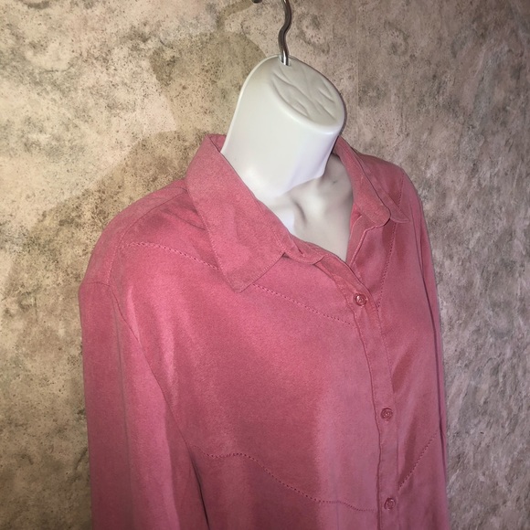 White Stag Long Sleeve Button-Down Blouse - Picture 6 of 11